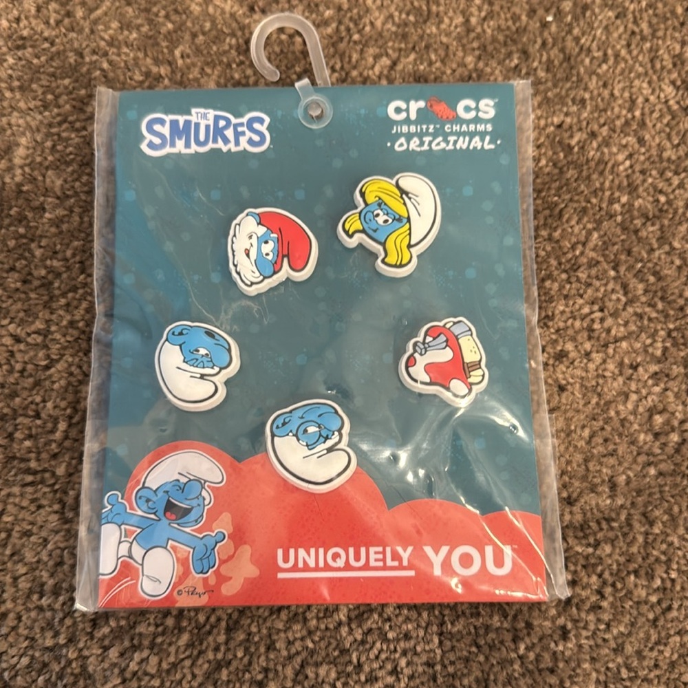 Smurfs Lanyard, Crocs Charms, and 10 Color Pen Set bundle NWT - Picture 3 of 4